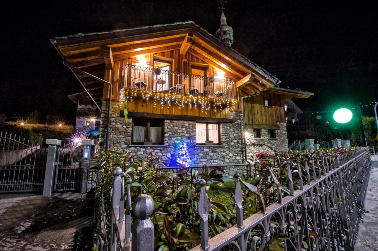 B&B Pousada Rio Aosta-Servizi Di Bed And Breakfast Saint-Christophe Eksteriør billede