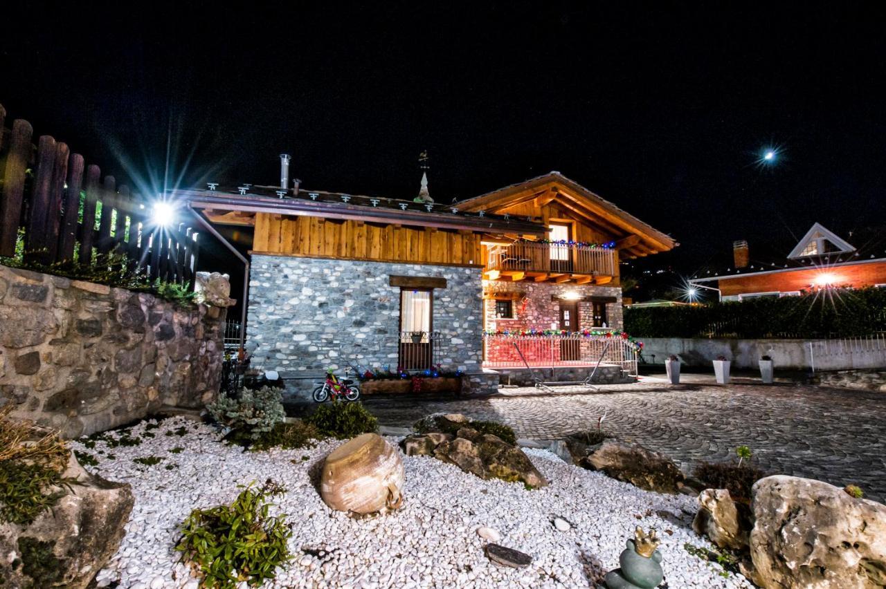 B&B Pousada Rio Aosta-Servizi Di Bed And Breakfast Saint-Christophe Eksteriør billede