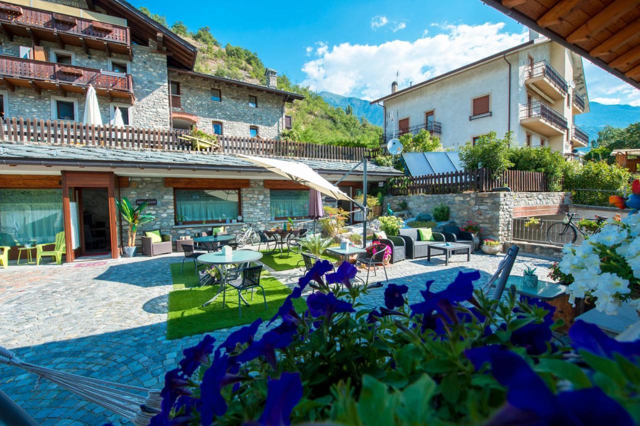 B&B Pousada Rio Aosta-Servizi Di Bed And Breakfast Saint-Christophe Eksteriør billede