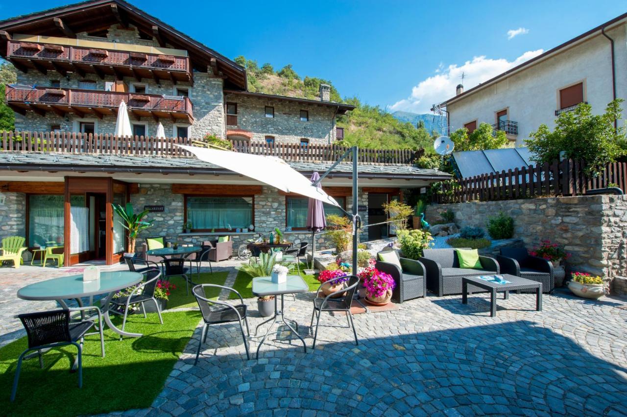 B&B Pousada Rio Aosta-Servizi Di Bed And Breakfast Saint-Christophe Eksteriør billede